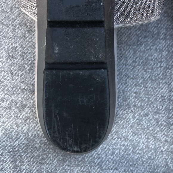 Like new! - BANDOLINO Be Flexible ‘Gamma’ Stretch Wedge Sandals - Picture 9 of 9